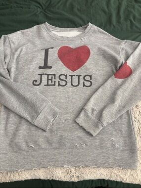 Gray I ♥ JESUS Graphic Crewneck Sweatshirt - Red Heart